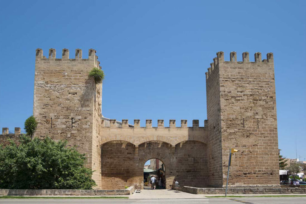 MURALLA ALCUDIA 1