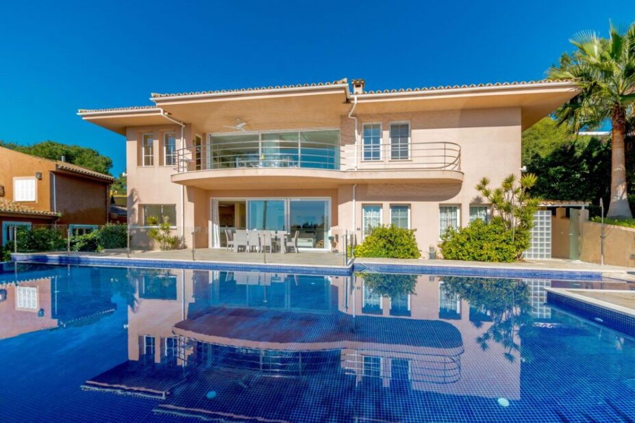 Villa Alcanada Paradise - Private Pool & Sea View​ in Mallorca